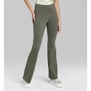 Women's Olive High Rise Flare Legging Yoga Pants NWOT - Size S